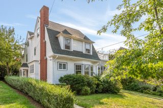 Langdon Ave, Watertown, MA 02472