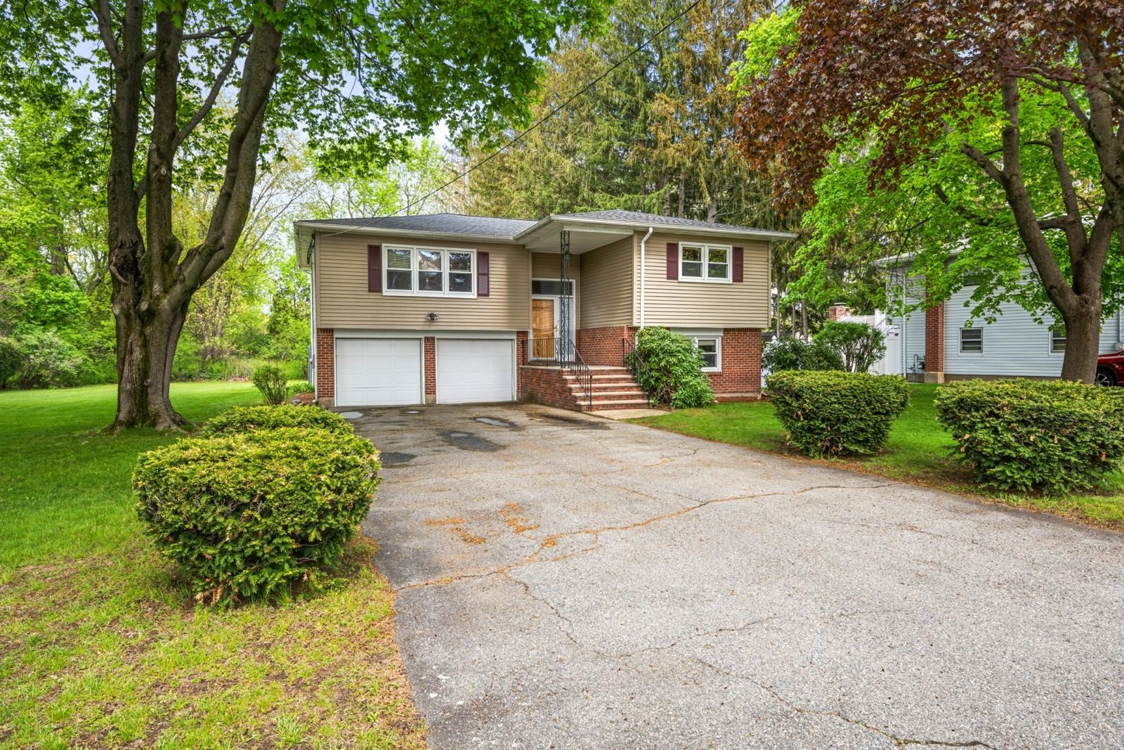 Grant Street, Woburn, MA 01801