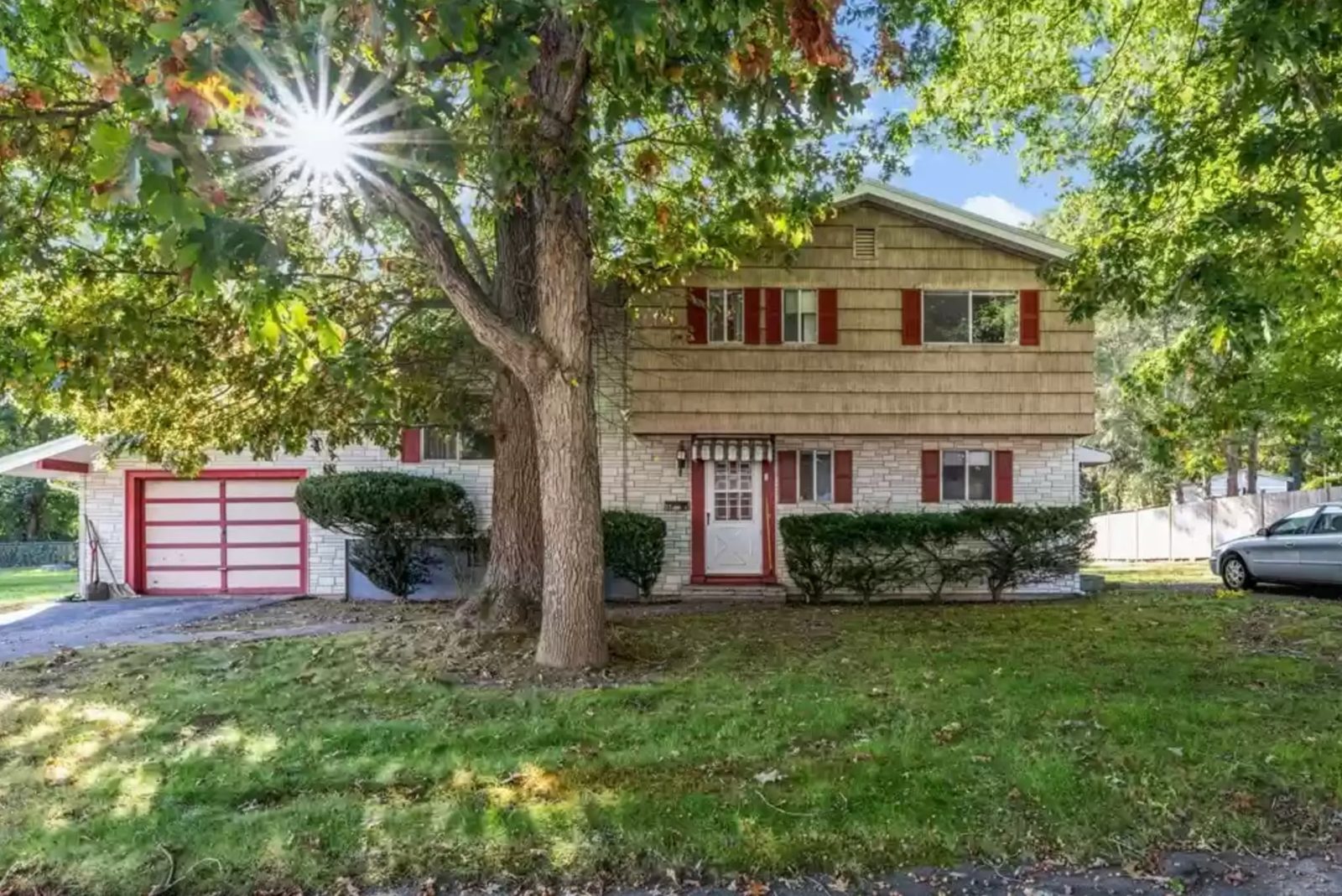 Flint Lock Road, Randolph, MA
