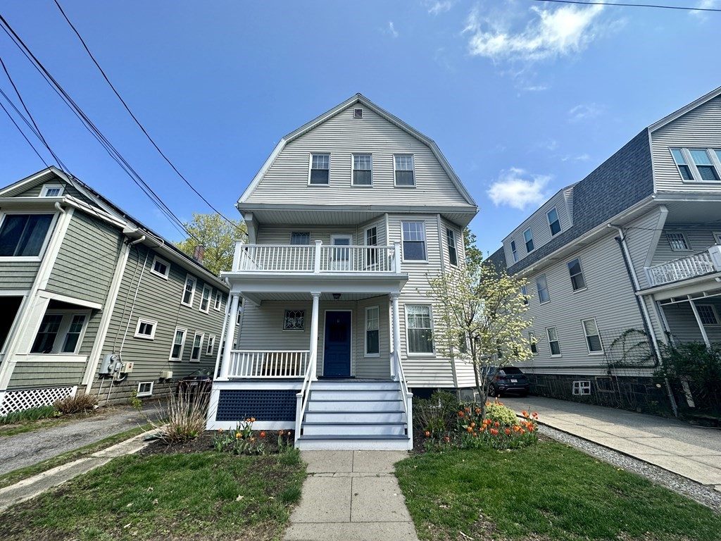 Dartmouth St., Unit 1, Belmont